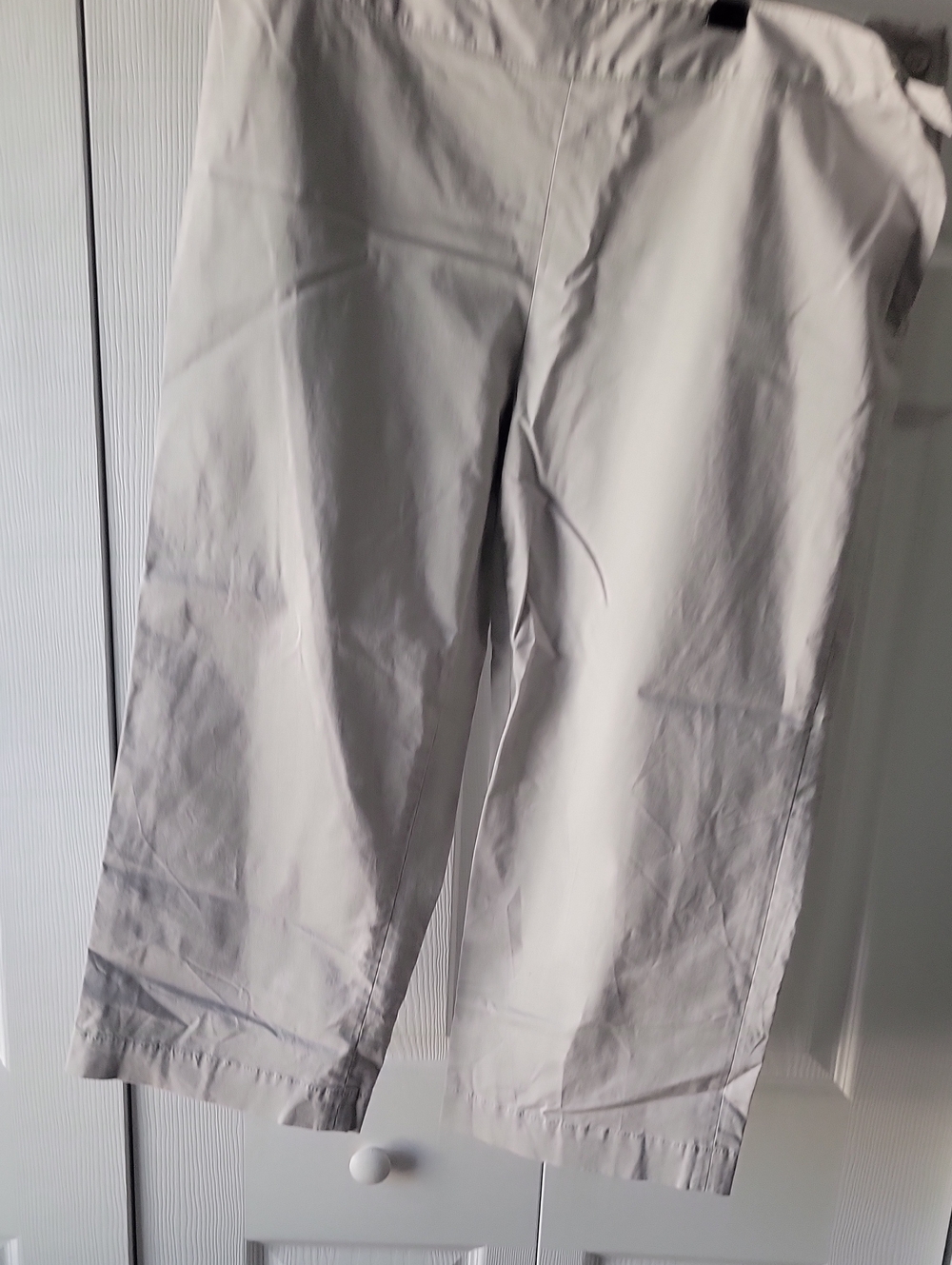 Liz Claiborne Cargo Capri Pants Gray Size 14